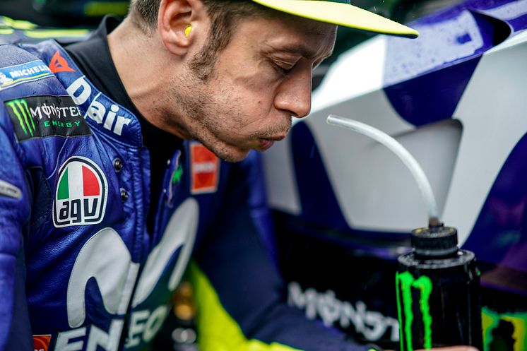 2018111901_003xx_MotoGP_Rd19_ロッシ選手_4000