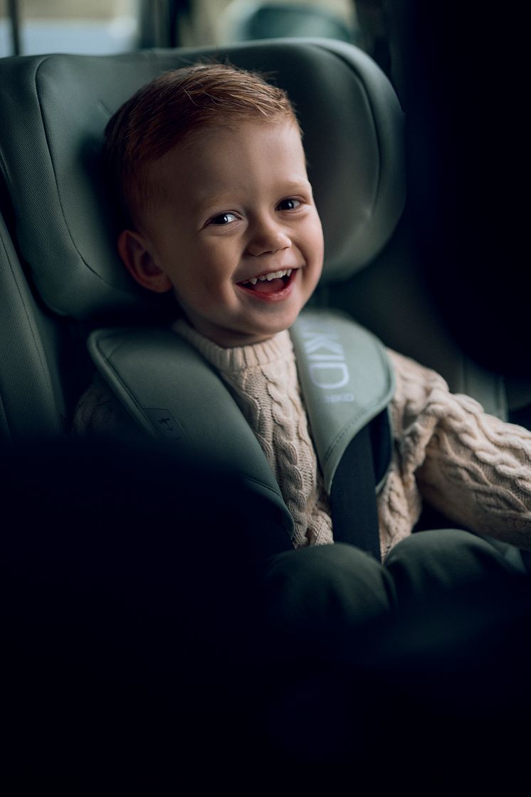 Minikid 4_lifestyle 1.jpg