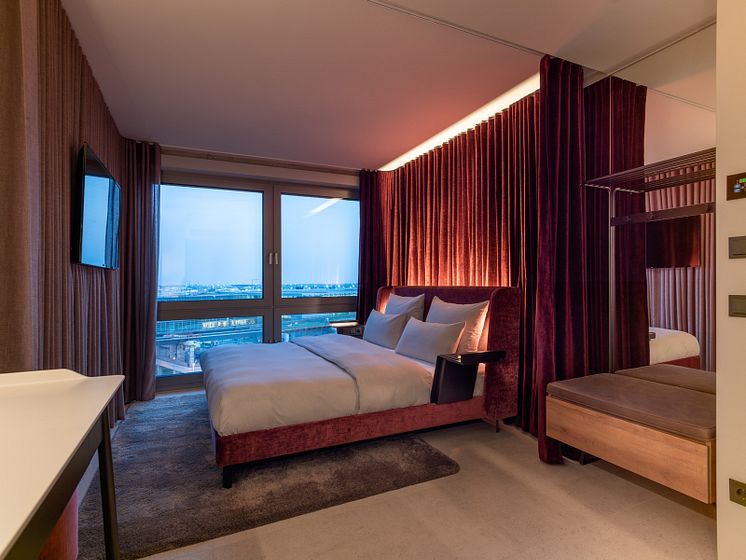 b'mine Frankfurt Airport, Smart Double