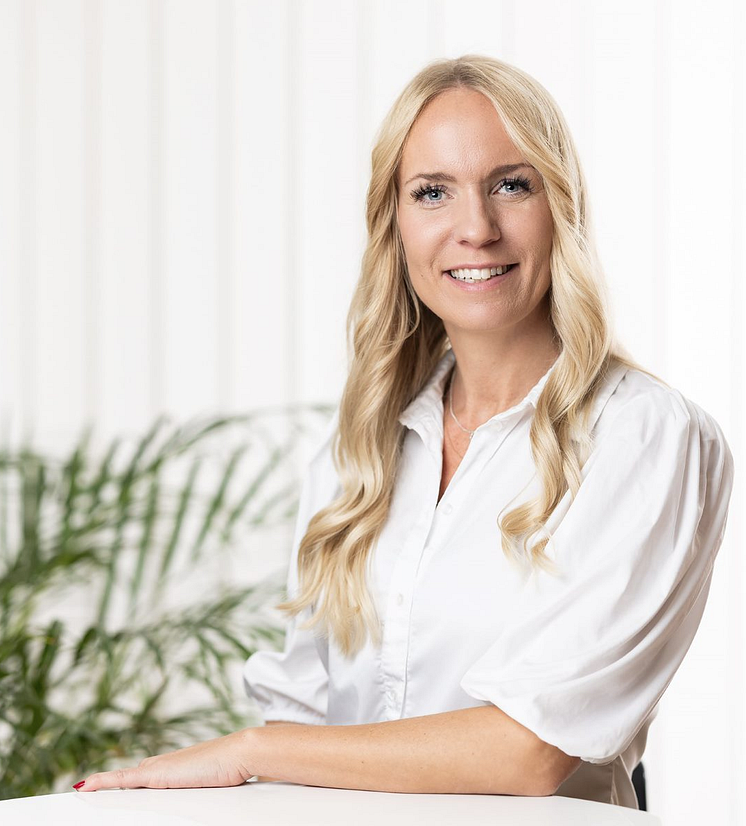 Emma Ohliw Proton Group