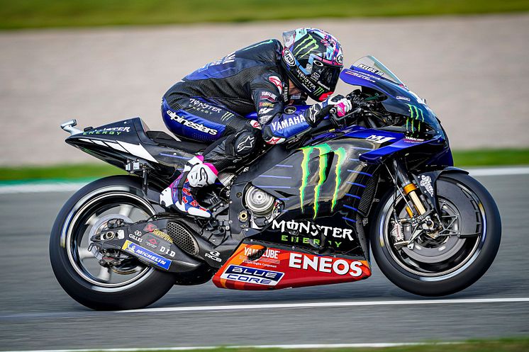 生まれのブランドで ロードレース世界選手権 MotoGP（モトGP） Rd.13 11月8日 バイクウェア・装備