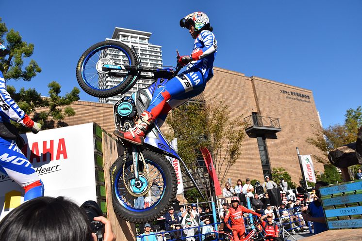 2024110402_002xx_JTR_Rd8_黒山選手_4000.jpg