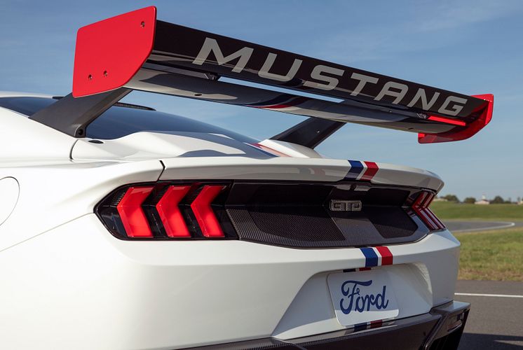 2025 Mustang GTD Spirit of America_17.jpg