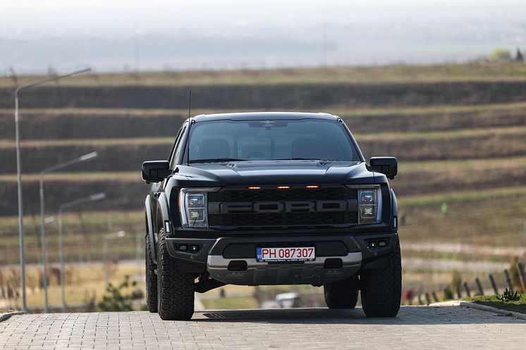 Hedin US Motor tar Ford F-150 Raptor till Rumänien