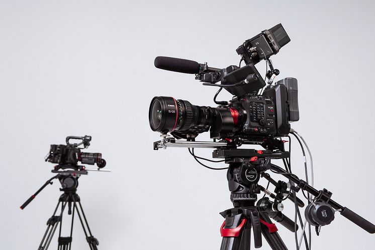 Canon CN8x15 IAS S E1P1_DP-V2730_Ambient_62842