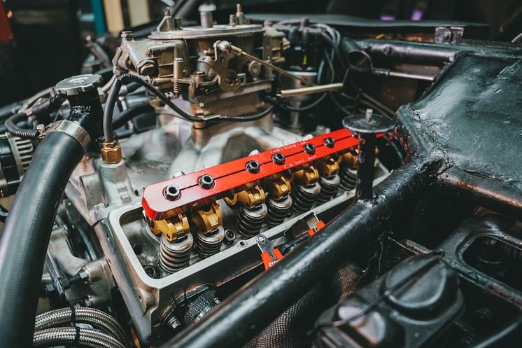 ENGINE COVER OFF.jpg