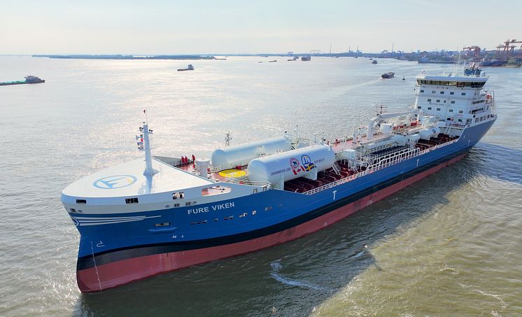 Tanker vessel Fure Viken.JPG