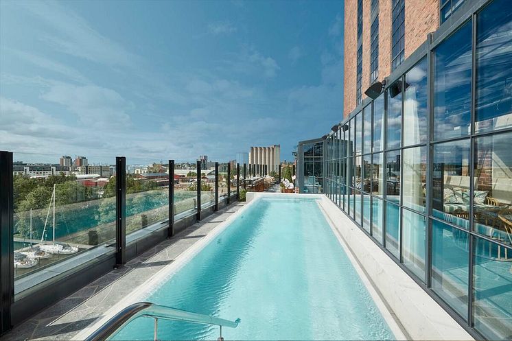 SteamHotel-pool.jpg