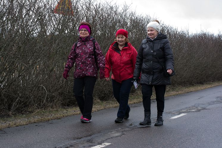 Järvenpään kimppakävelijät vauhdissa