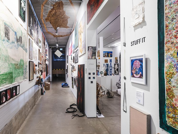 Stuff It, installationsvy, Bonniers Konsthall, 2023
