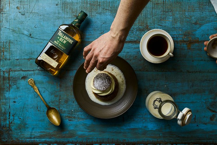 Stjärnkockens hemliga knep – whiskey till semlan