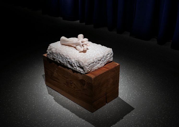 Søylerommet Louise Bourgeois, Untitled, 2004