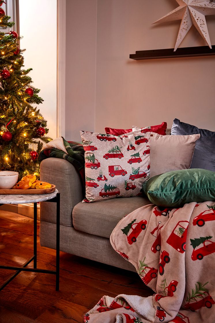 870381-32_1 Blanket x-mas coral Cars.jpg