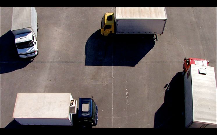 The Spiral and the Square, Cinthia Marcelle, Ao Plano, 2010-11