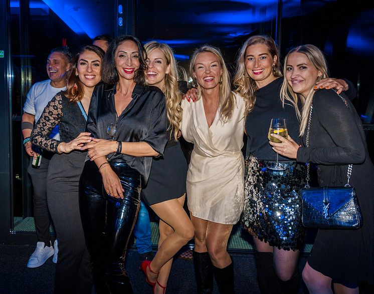 out_of_office_club_09-05-25_northlight_web-75.jpg