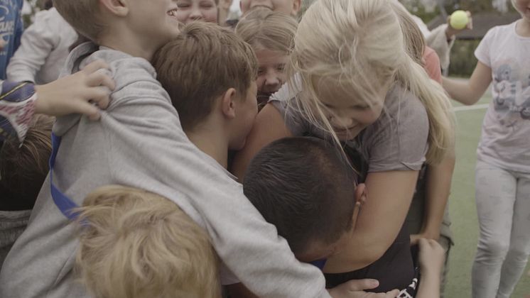 Stadium delar tillsammans med Generation Pep ut 4 300 aktivitetsväskor 2018