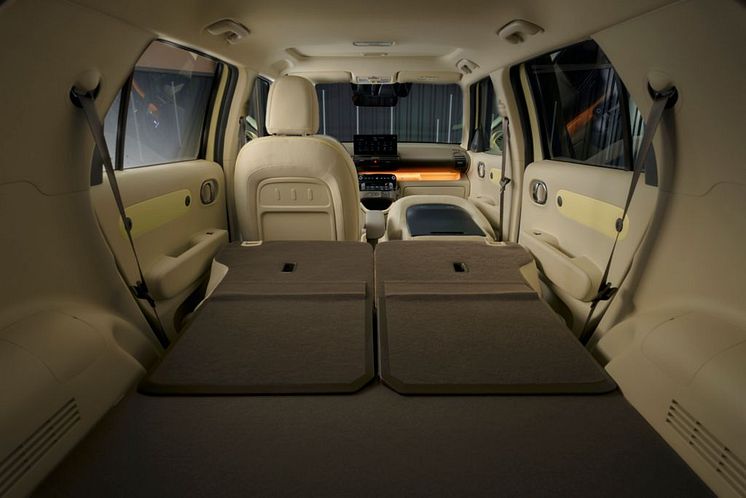 hyundai-inster-premiere-interior-04_wid_1024_bfc_off.jpg