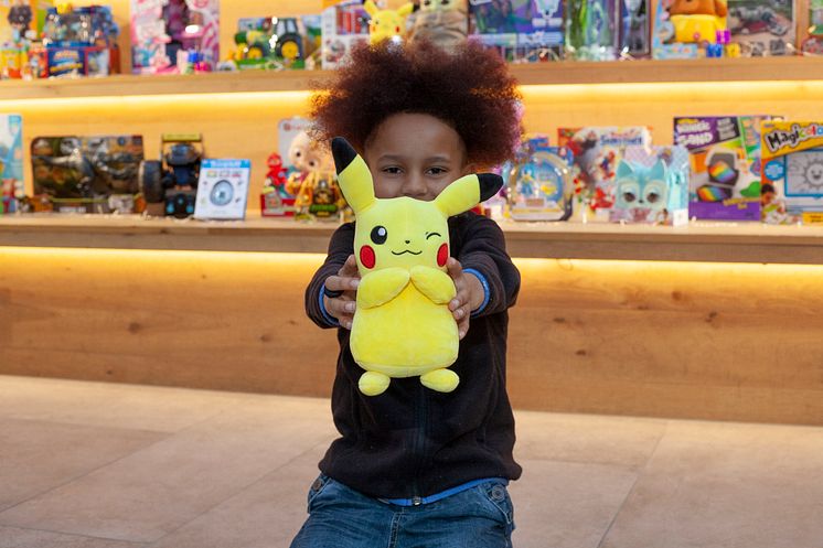 Pokemon 8" Plush Pikachu (3)