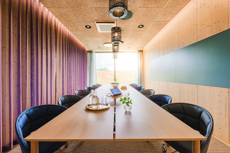 World of Volvo Meeting Room "FIELDS"