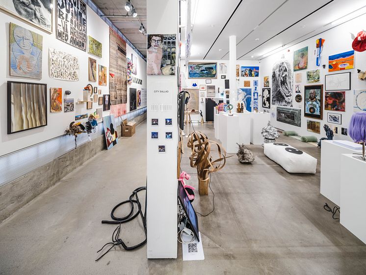 Stuff It, installationsvy, Bonniers Konsthall, 2023