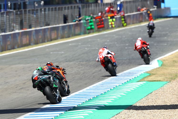 2020072001_016xx_MotoGP_Rd2_モルビデリ選手_4000