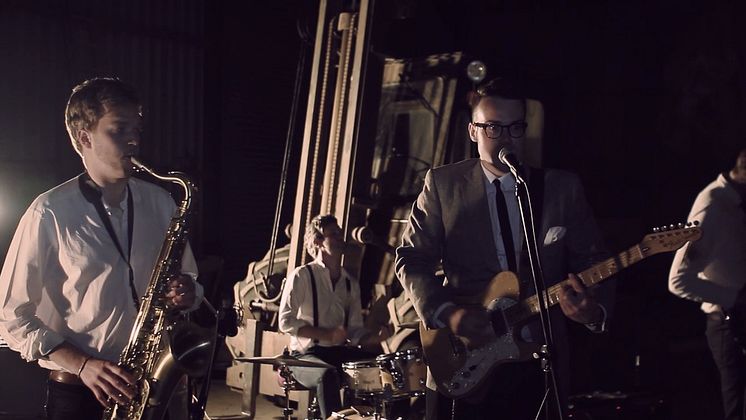 Harry Violet and the Sharks "I Put A Spell On You"