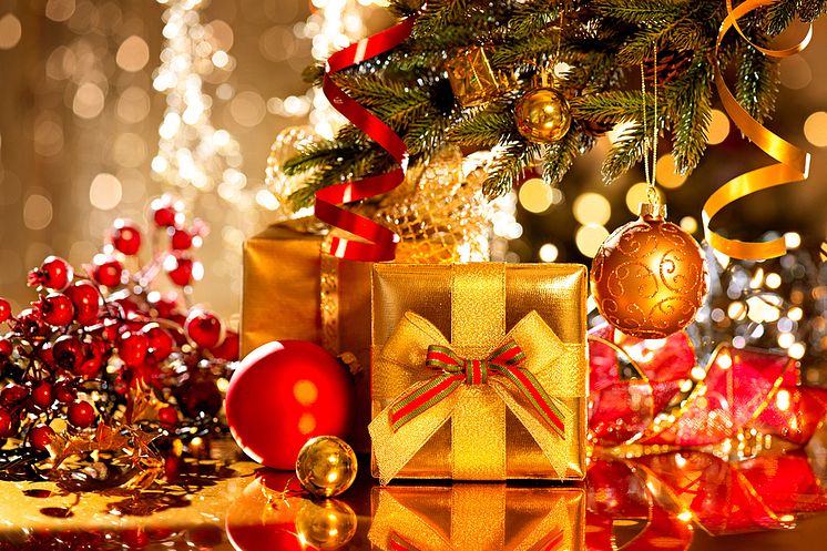 bigstock-Christmast-box-and-baubles-76775498