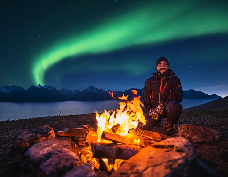 Kåfjord - Lyngenfjorden region - Photo -  Petr Pavlek - Visit-Lyngenfjord.jpg