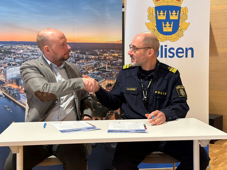 Handslag.jpg