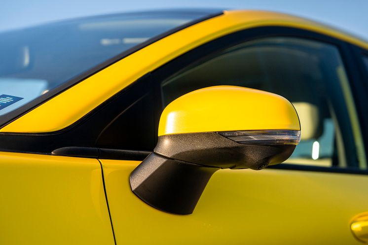 Puma_Gen-E_Electric_Yellow_129.jpg