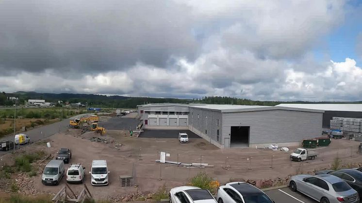 Nu är det klart, det tog 314 dagar i verkligheten...men här kan du se hur vårt fina hus byggs på 51 sek