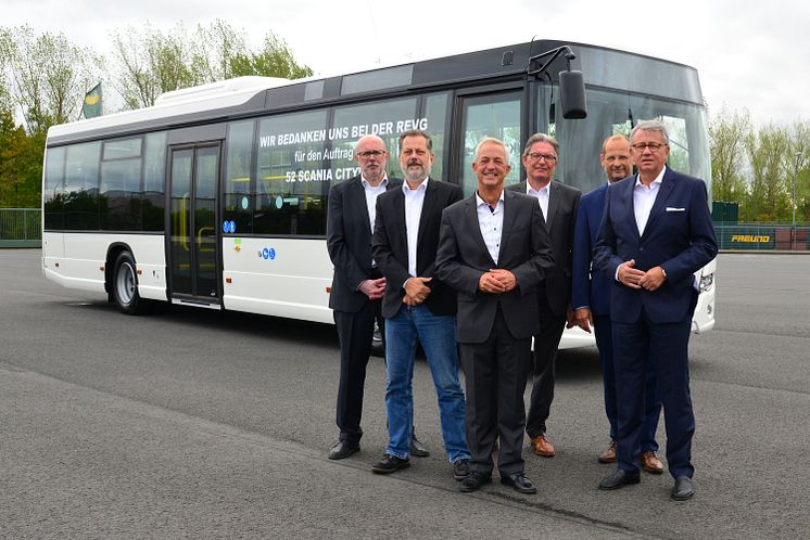 52 Scania Citywide an die REVG