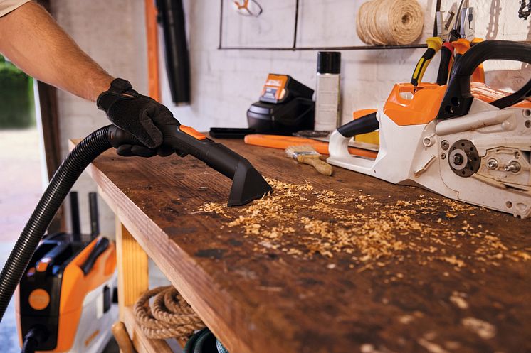 126506_STIHL_SEA_60_Anwendung_1_EU - usable RoW.jpg