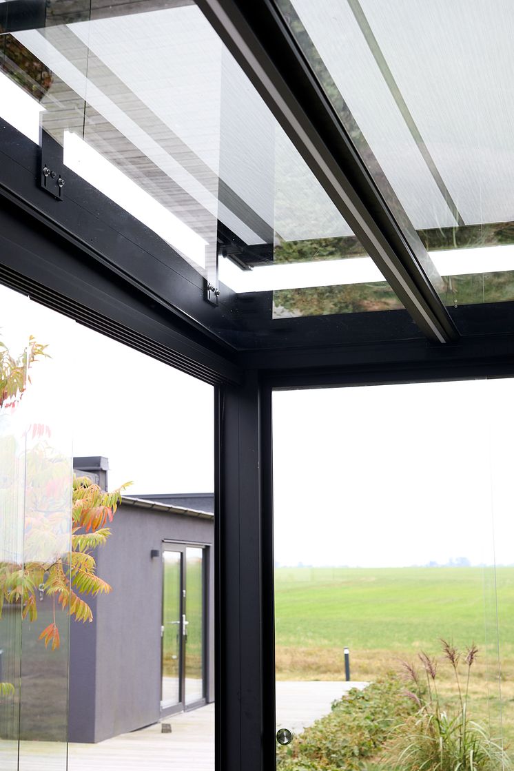 Starcube - Modern och elegant konstruktion med glastak.