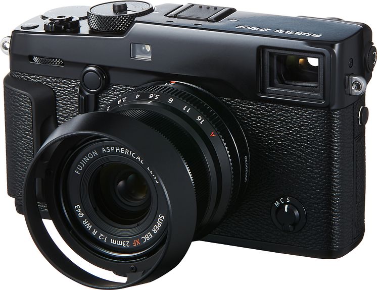 FUJIFILM X-Pro2 with FUJINON XF23mm F2 black