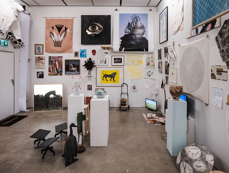 Stuff It, installationsvy, Bonniers Konsthall, 2023
