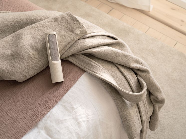 2022_02_Lint_Roller_Beige
