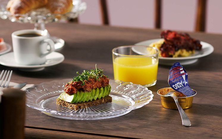 abba-grovhackad-makrillfile-tomatsas-fika-1600x1000