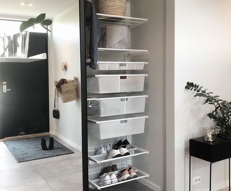 Elfa_Hall_creativestorage_1