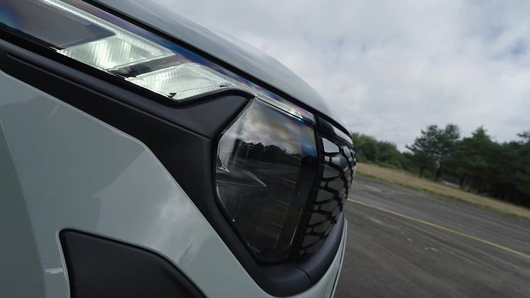 2024_FORD_E-Tourneo_Courier-B-ROLL.mp4