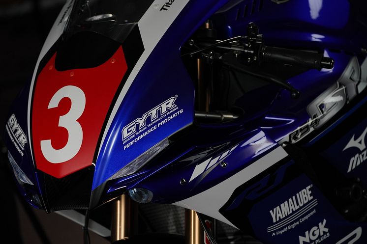 2023030301_003xx_Teams2023Japan_YZFR1_4000