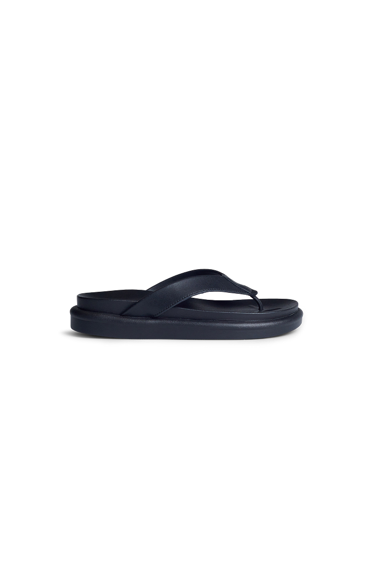 Taylor Sandals - black