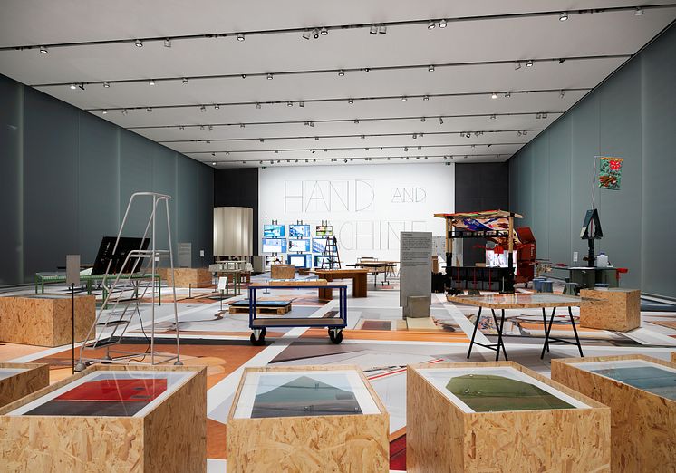 Hand and Machine - Exhibition photo
