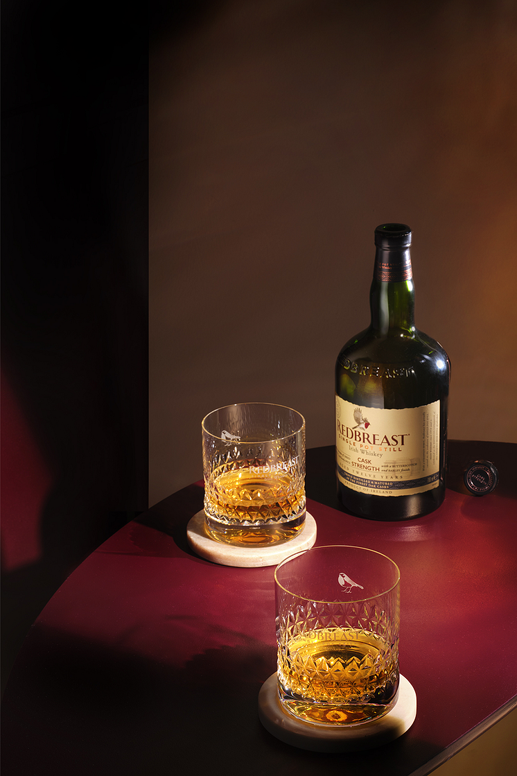 Redbreast_FY25_Social_Cask_Strength_Serves_No_Jigger_2x3.png