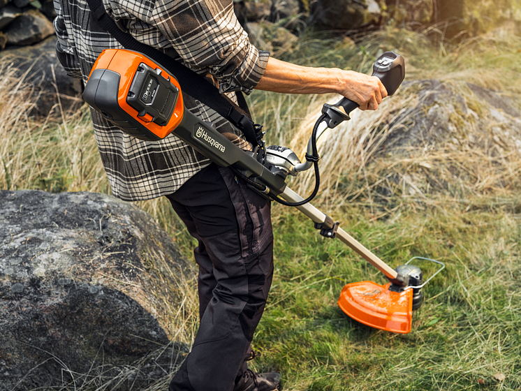 Husqvarna220iR_3