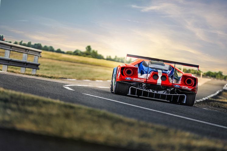 Ford GT