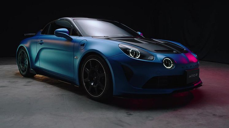 alpine_reveal_a110r_720p.mp4