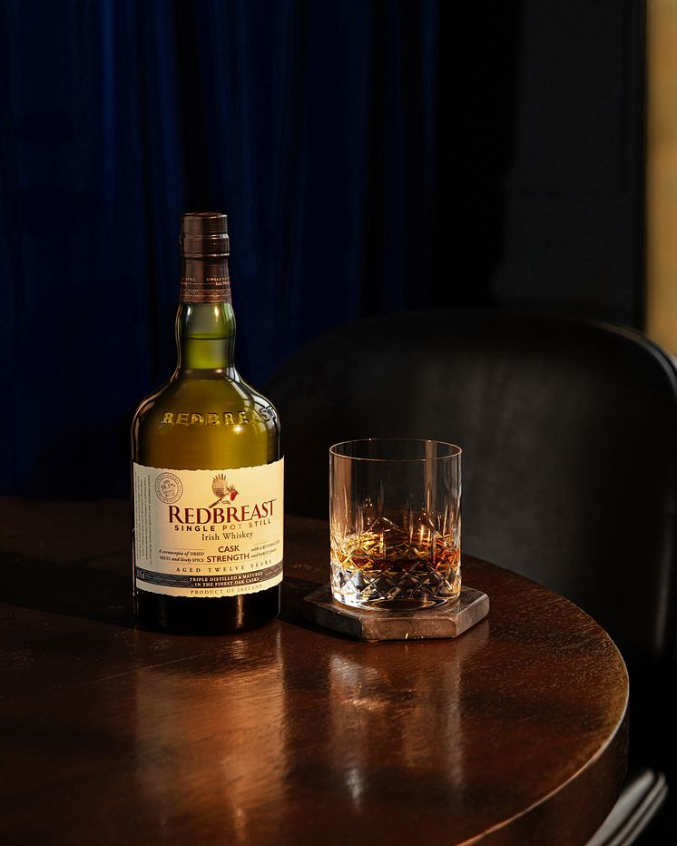 Redbreast_Cask Strength_Social Assets_Neat_4x5.jpg