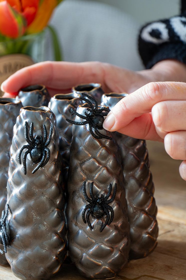 DIY tips. Skapa din egen tulpanvas till halloween