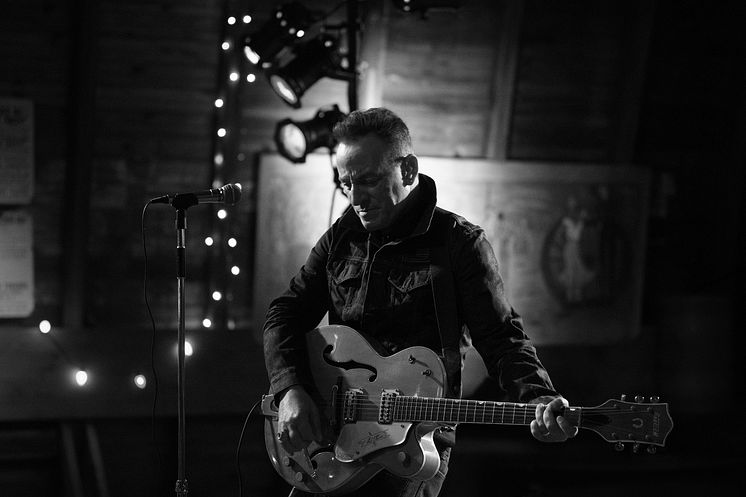 Bruce Springsteen - cred Rob Demartin.jpg